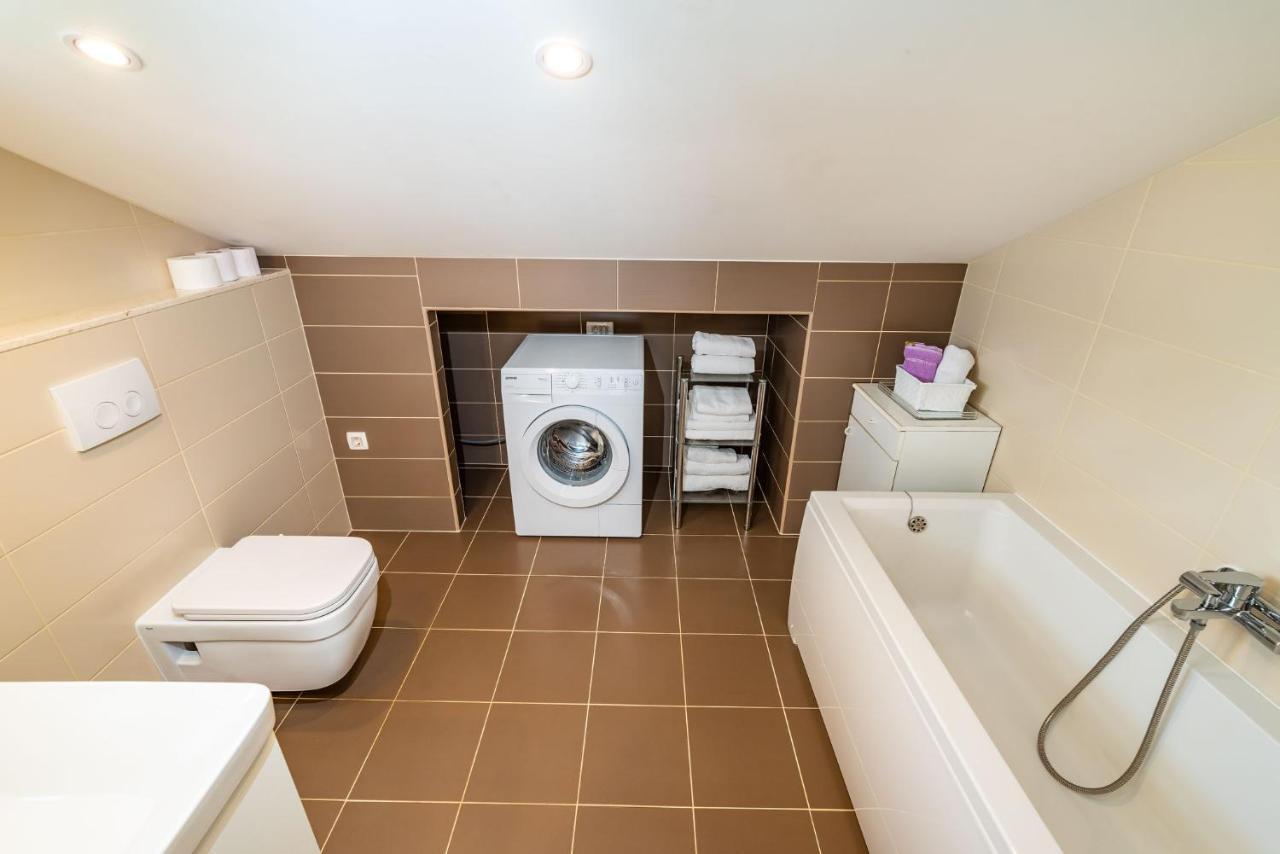 Apartman Dunatov Preko Exteriör bild
